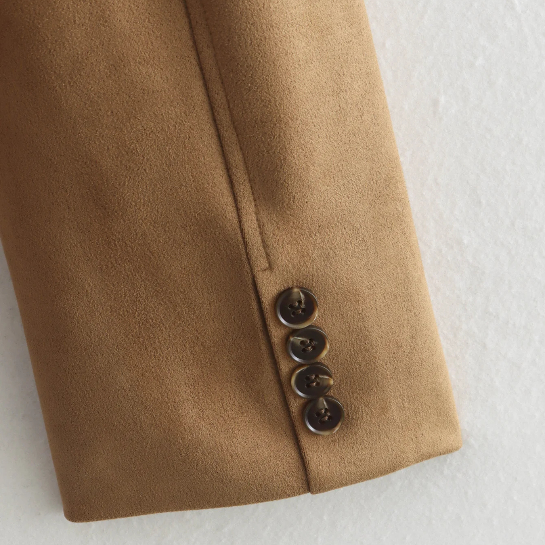 Women’s Single-Breasted Wool Coat – Tailored Long Overcoat