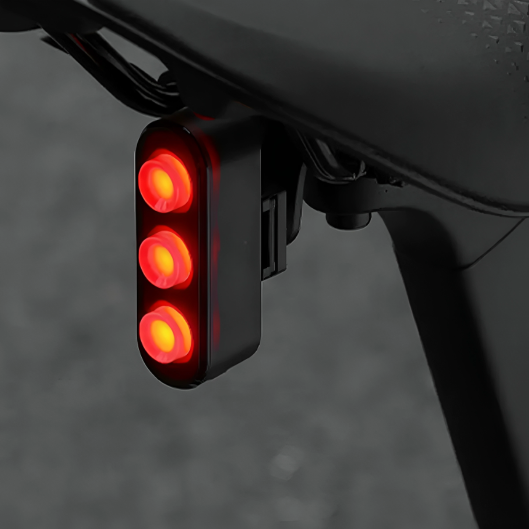 The Intelligent Bicycle Rear Light with Brake Light Sensor – BlinkCore Smart