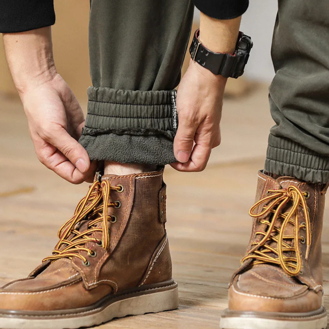 Fleece Joggers for Men – ThermalGrip Multi-Pocket Winter Trousers