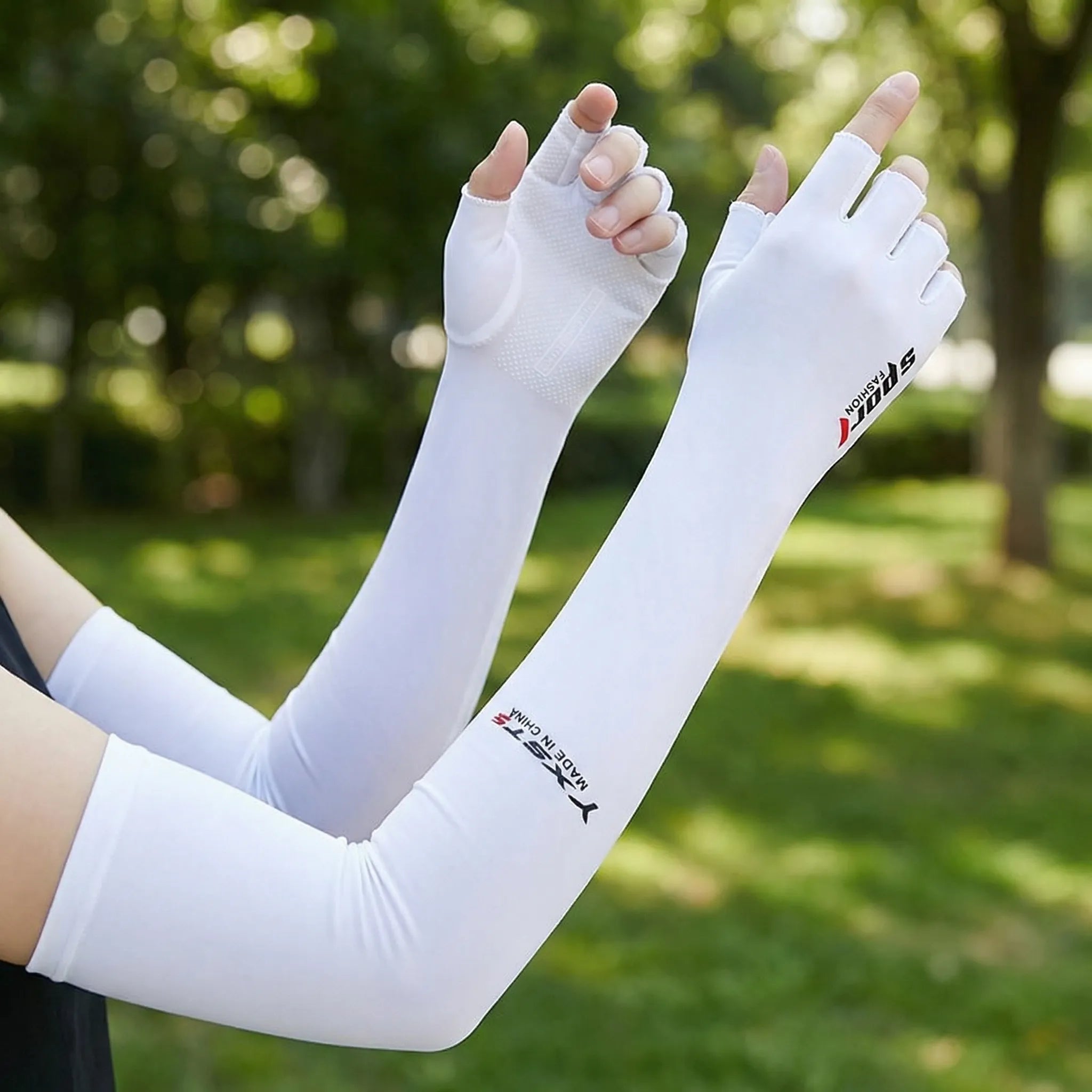 Nordspur | Aeronix Half Finger Cooling Arm Sleeves