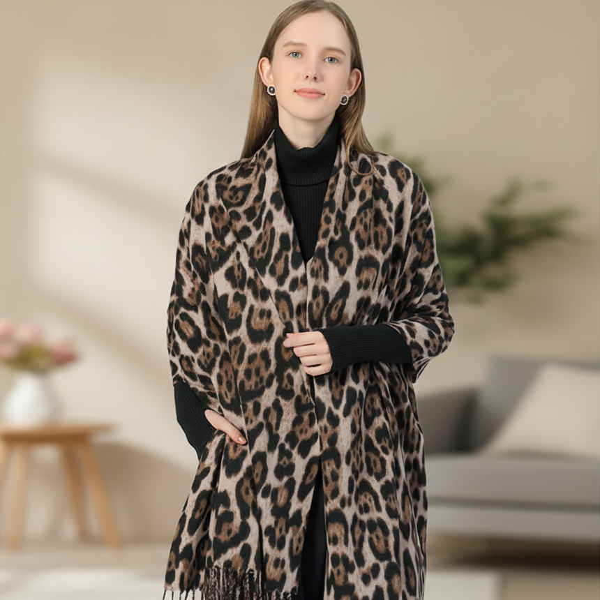 Nordspur | Leopard Print Winter Shawl