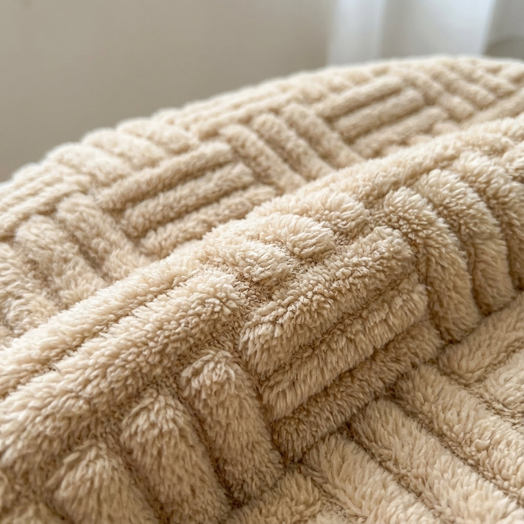 Nordspur | Plushara Queen Size Plush Throw