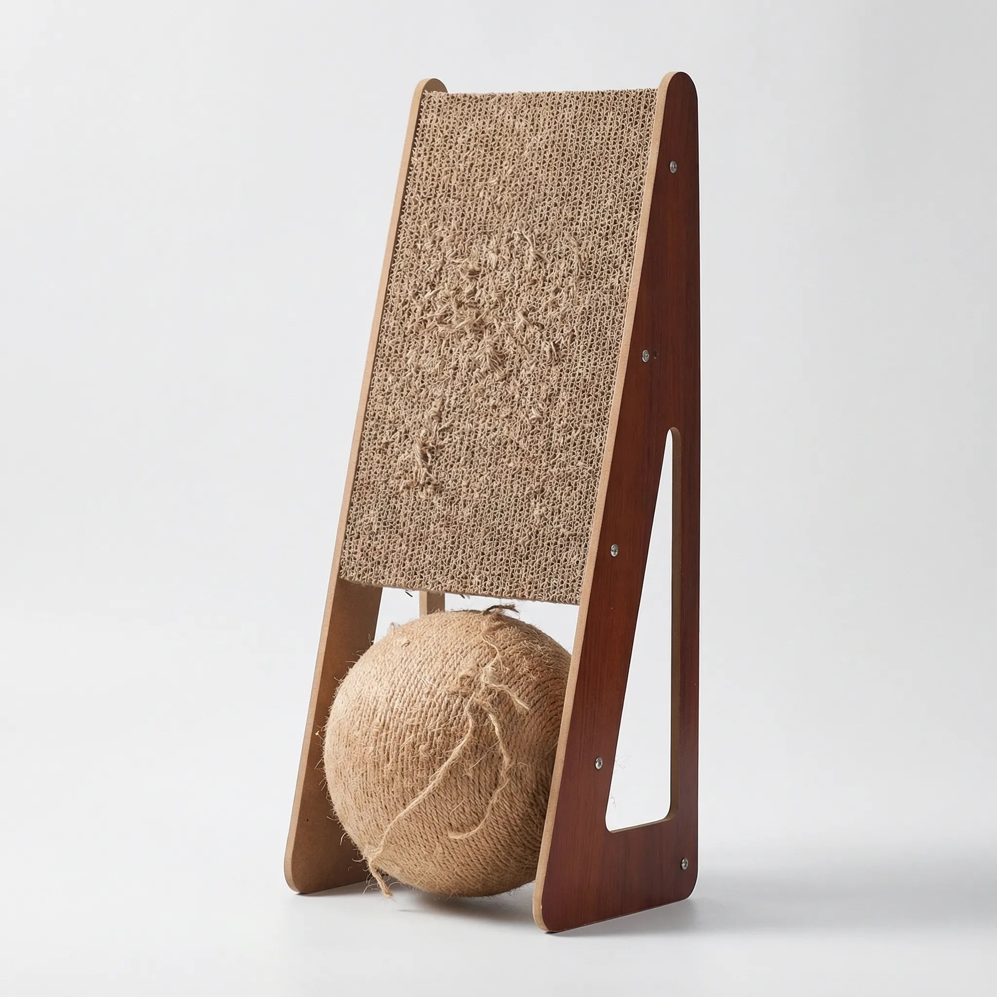 Nordspur | Scratchwell Vertical Wall-Leaning Cat Scratching Board