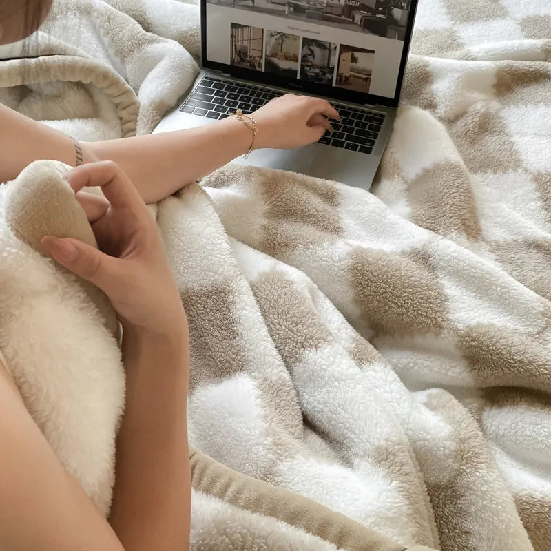 Nordspur | Thick Coral Fleece Blanket