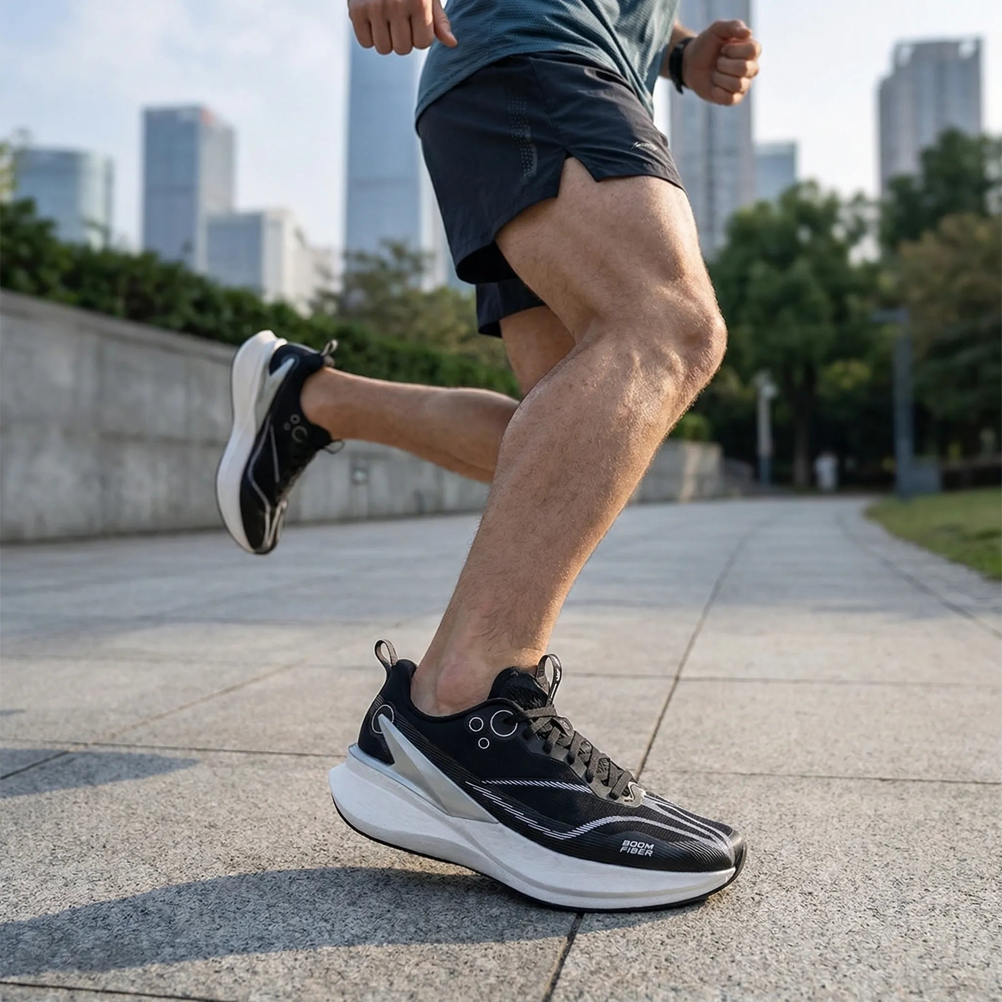 Nordspur | Velocra Cushioned Anti-Slip Racing Shoe