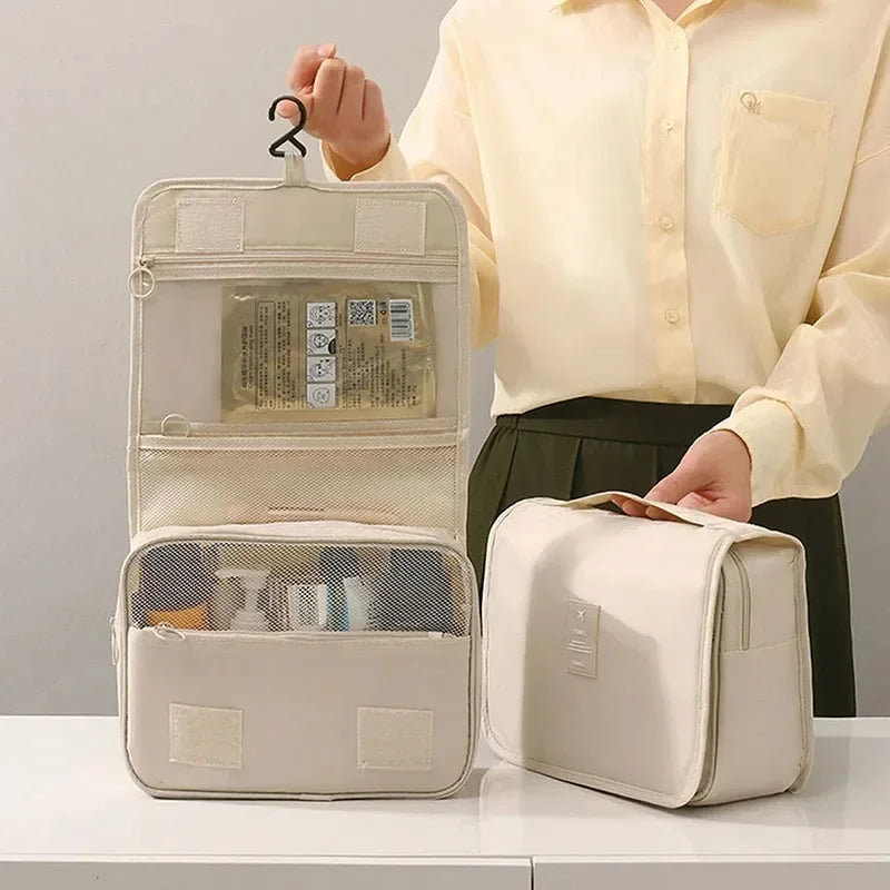 Nordspur | Voylena Waterproof Hanging Toiletry Organizer