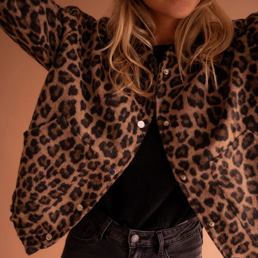 Women’s Leopard Print Shacket – Soft Button-Up Shirt Jacket