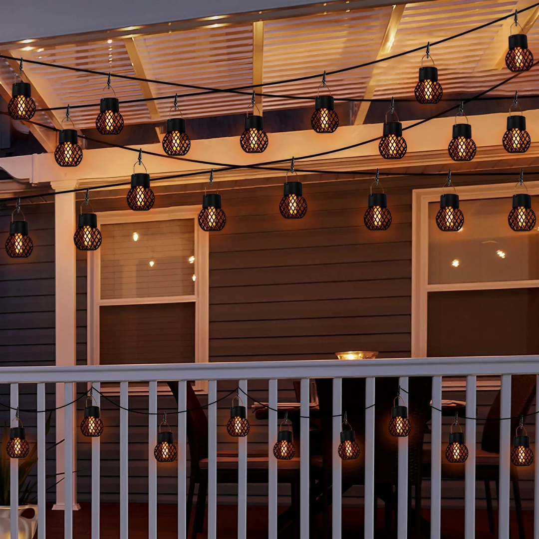 Lantern Light Outdoor Flame Effect – SolaraGlow Solar Hanging Set (4pcs)