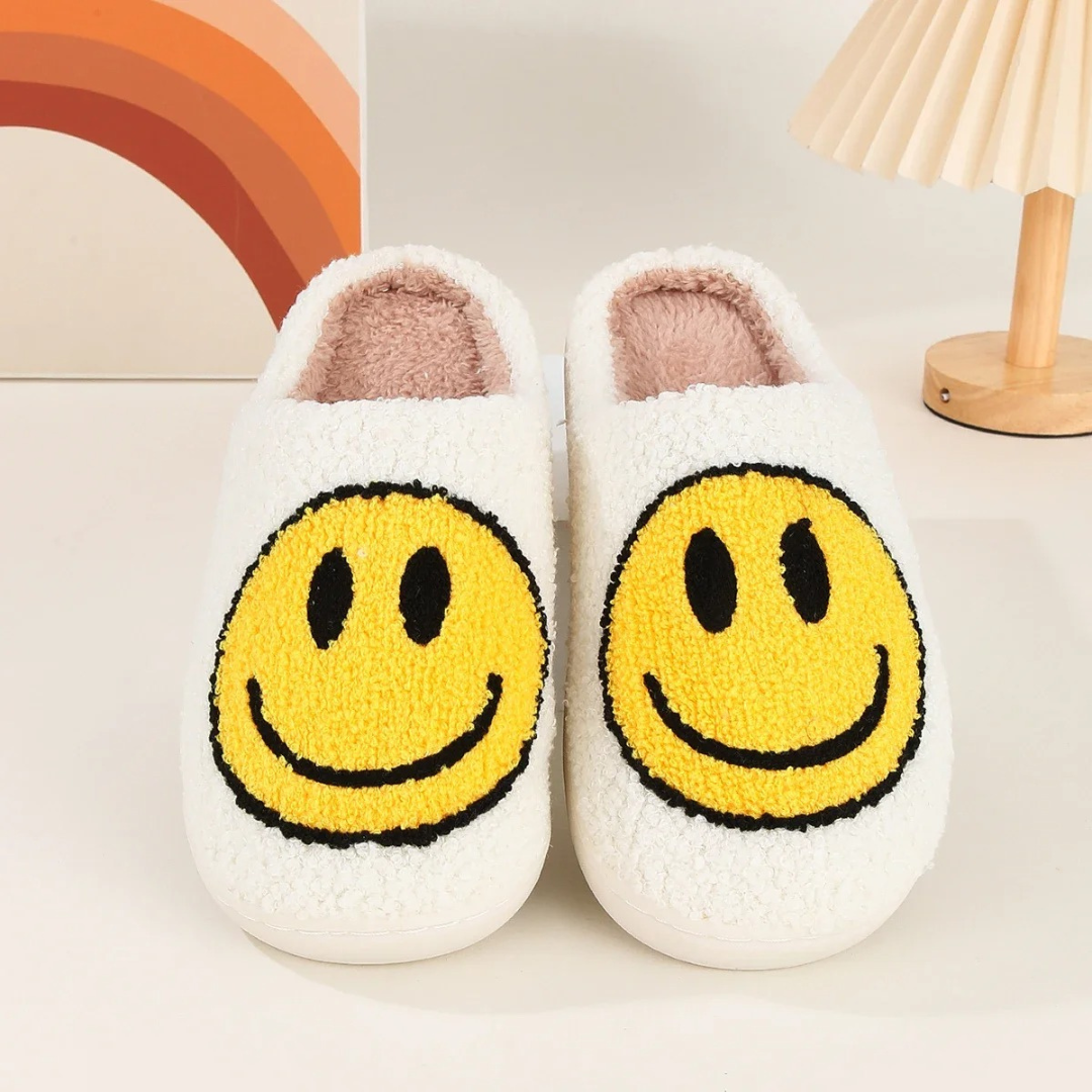 Slipper Plush for Indoor Use – CosySmiles Slip-On