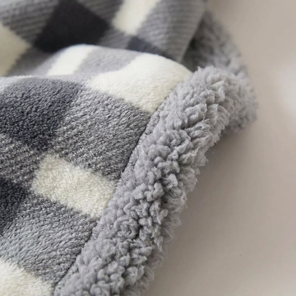 Nordspur | Cozara Wearable Plaid Throw Shawl