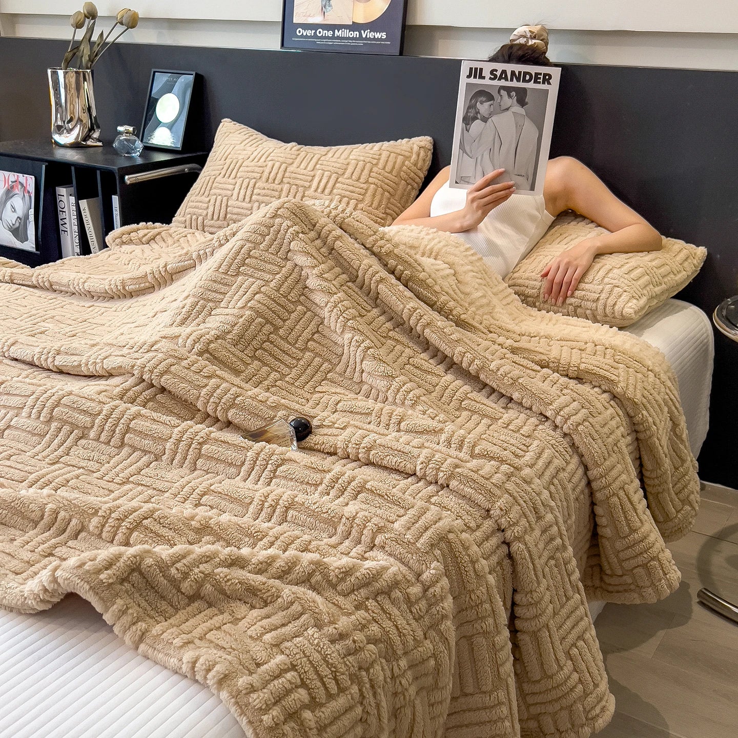 Nordspur | Plushara Queen Size Plush Throw