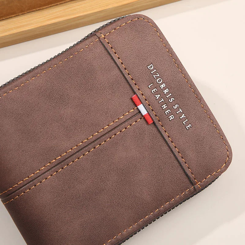 Nordspur | Vexirot Compact Horizontal Zip Wallet